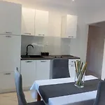 شقة Laura باشْكا