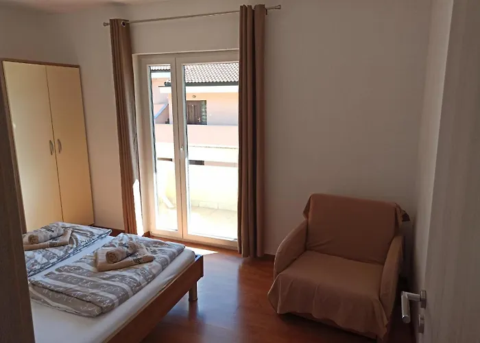 Apartment Laura *